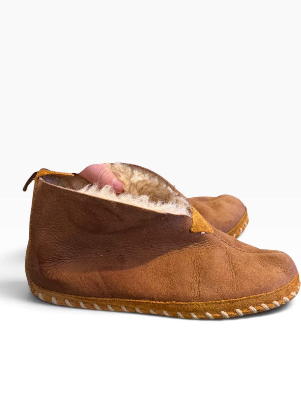L.L.Bean Wicked Good Slippers Suede Shearling Mens size 9